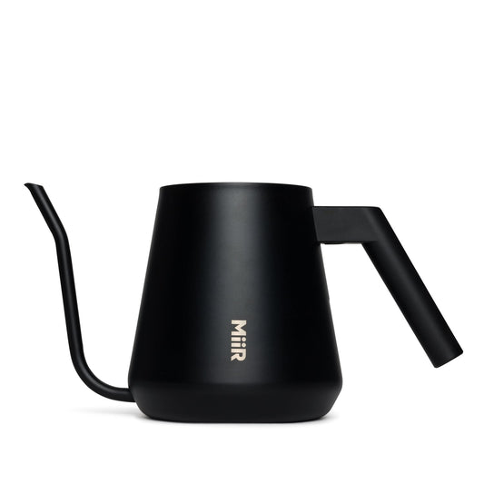new-standard-pour-over-kettle-d9 Pour_Over_Kettle_Black_Studio_0222_Front.jpg