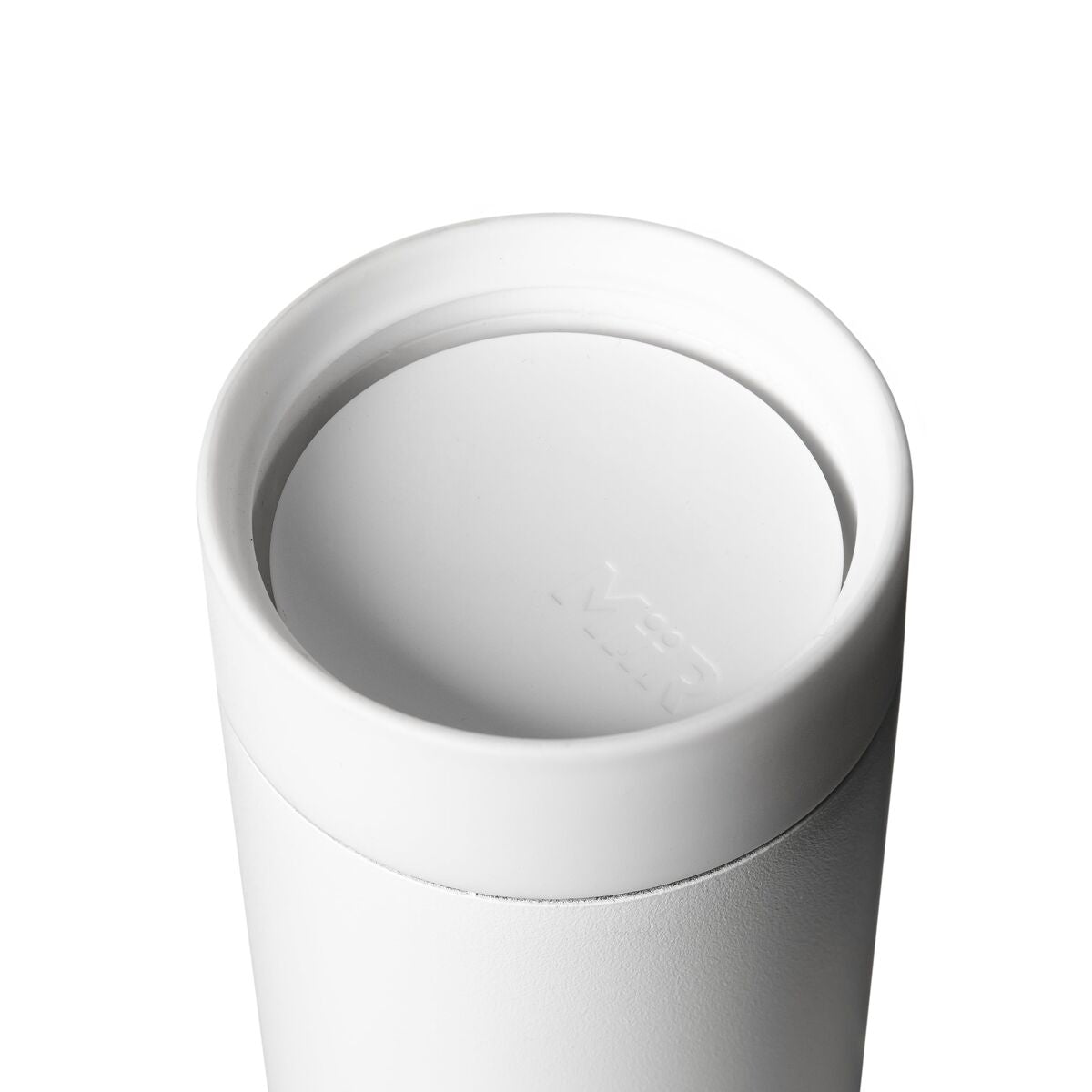 360-lid-k7 WebPDP-360_Lid_White__3602PNWM001_X2Studio_Closeup_Open.jpg