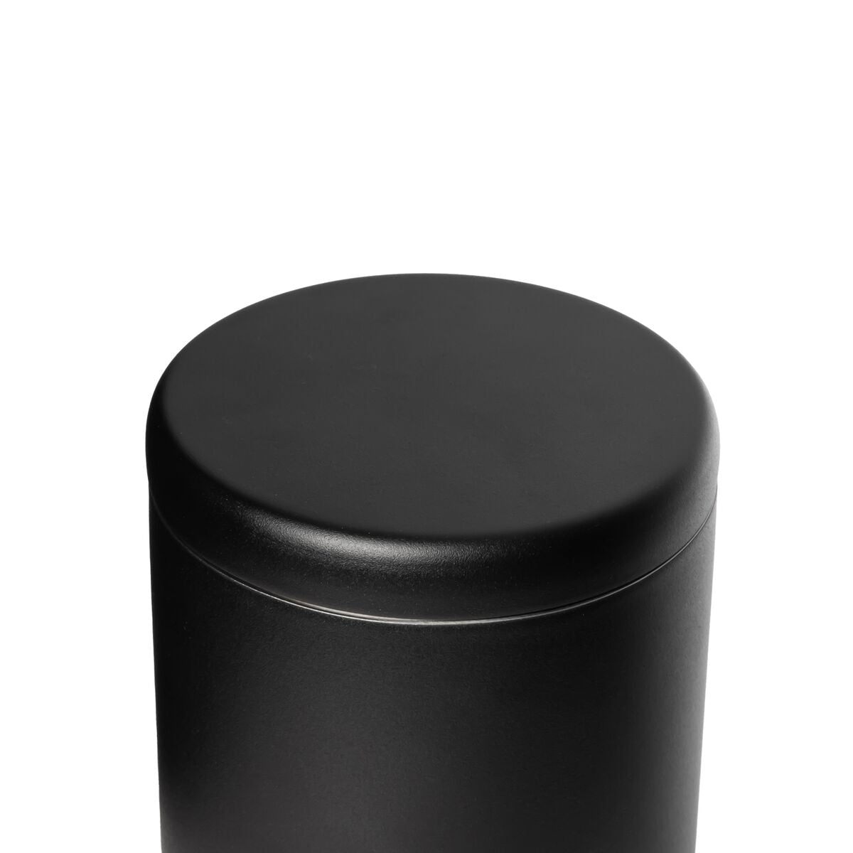 airlock-coffee-canister-x4 WebPDP-Airlock_Coffee_Canister__ACN2SVOS002_Black_X2Studio_45_Deg_Lid_On.jpg