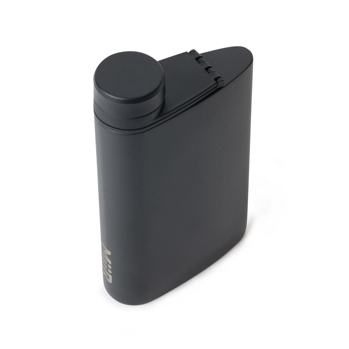 aero-flask-k9 WebPDP-Flask_Black_Studio_1022_45Deg_Closed__FLK1SSOS002.jpg