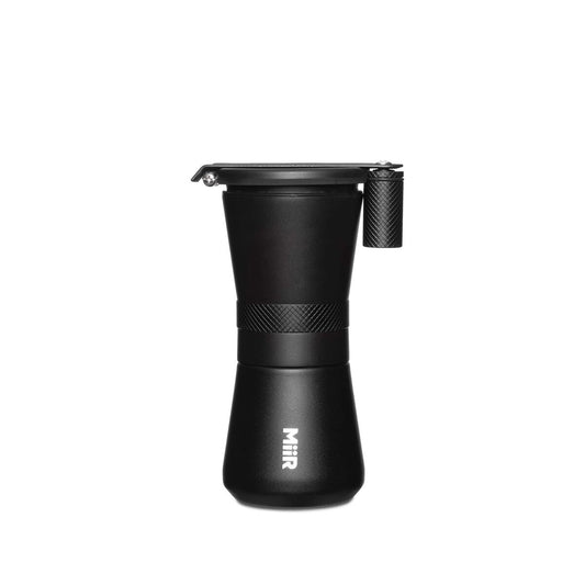 coffee-hand-grinder-z5 Web_PDP-50g_NS_Hand_Grinder_Black_Studio_0713_HGR1SNOS002_90.jpg